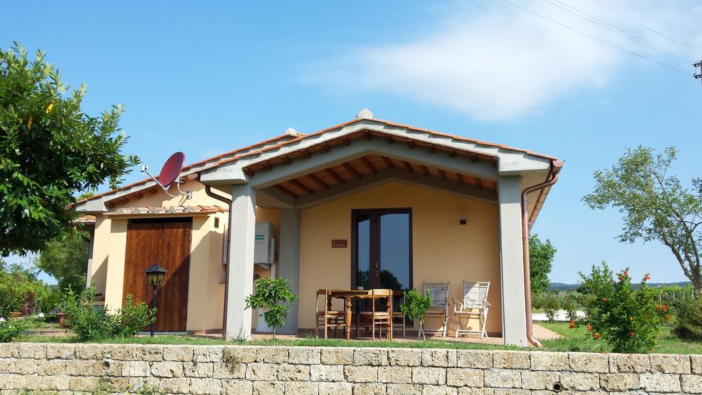 マッサ・マリッティマ Agriturismo Podere La Cascataヴィラ エクステリア 写真