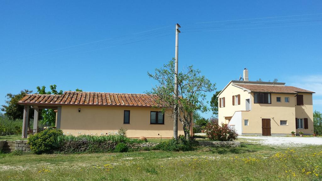 マッサ・マリッティマ Agriturismo Podere La Cascataヴィラ エクステリア 写真