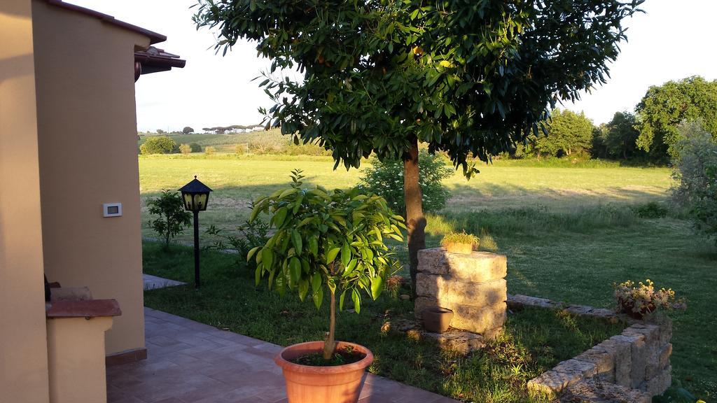 マッサ・マリッティマ Agriturismo Podere La Cascataヴィラ エクステリア 写真