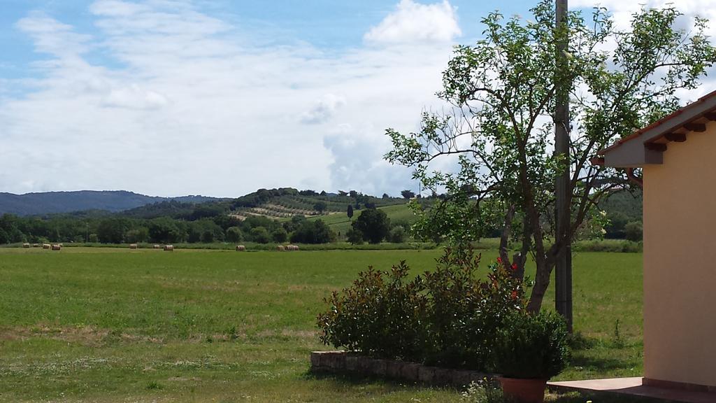 マッサ・マリッティマ Agriturismo Podere La Cascataヴィラ エクステリア 写真