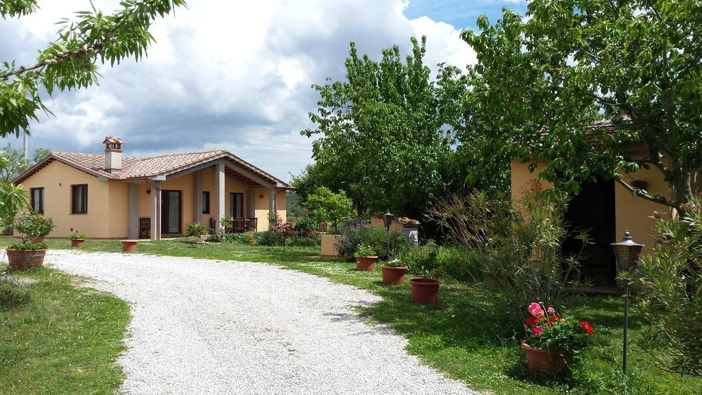 マッサ・マリッティマ Agriturismo Podere La Cascataヴィラ エクステリア 写真