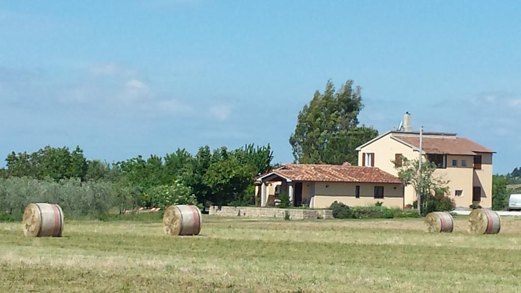 マッサ・マリッティマ Agriturismo Podere La Cascataヴィラ エクステリア 写真