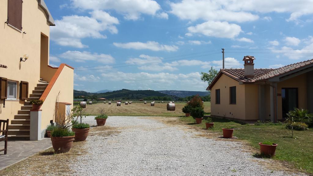 マッサ・マリッティマ Agriturismo Podere La Cascataヴィラ エクステリア 写真